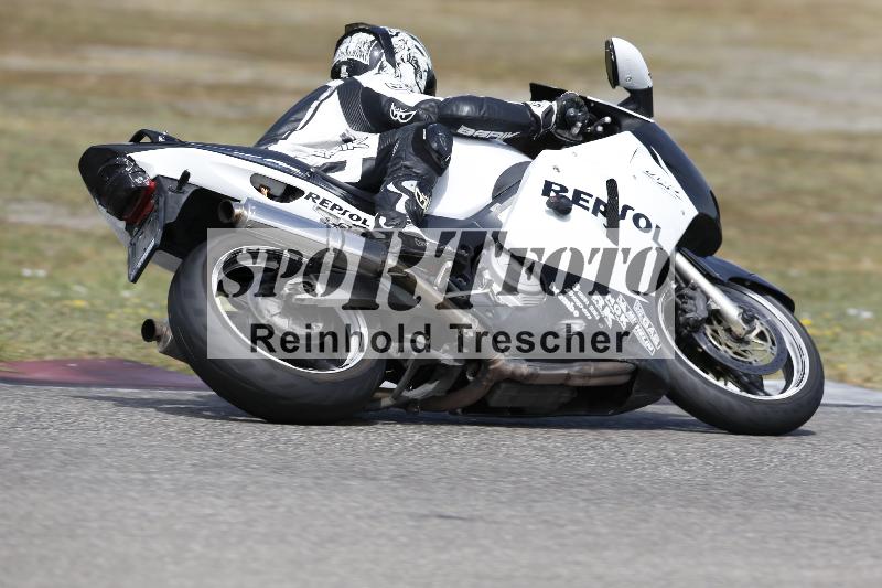 /37 09.08.2026  Pluess Motosport ADR/Einsteiger/44